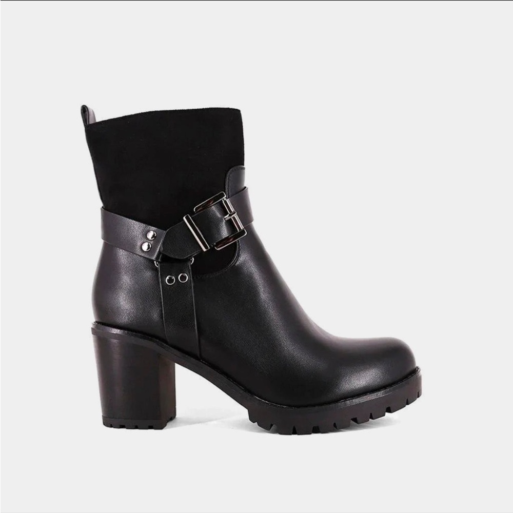 NIB ShuShop Black Women’s 7 Yaizu Combat Boots Vegan